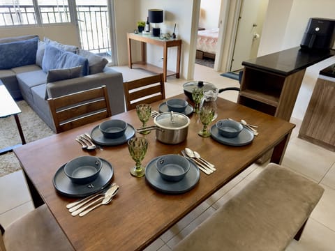 Luxury Apartment | In-room dining