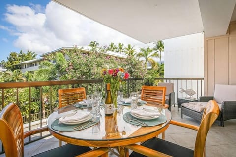Condo, 1 Queen Bed with Sofa bed (Kona Plaza#218) | Outdoor dining