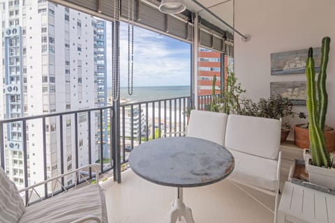 Family Apartment | Balcony