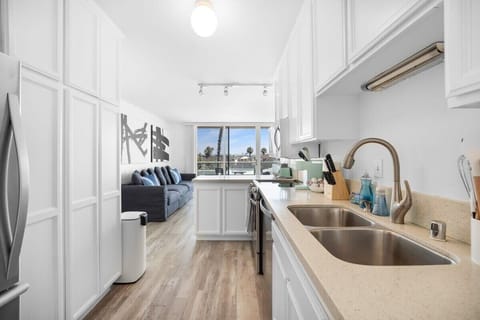 Kitchen has all essentials needed for a comfortable stay. Keurig coffee machine and coffee provided. 