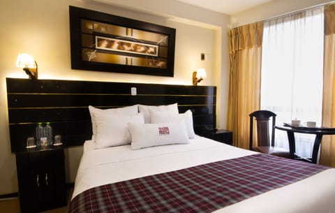 Standard Double Room | Desk, laptop workspace, soundproofing, free WiFi