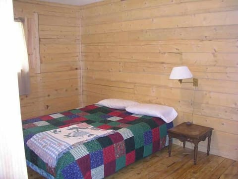 Standard Cabin, 3 Bedrooms, 2 Bathrooms | 1 bedroom, free WiFi