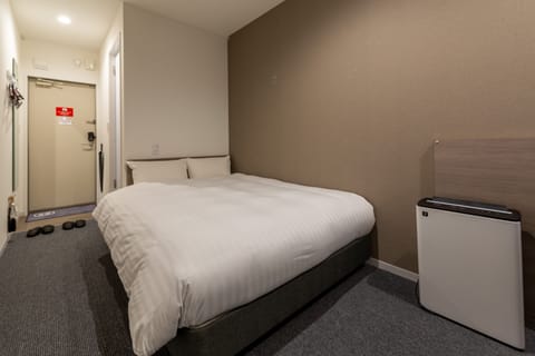 Standard Double Room, Non Smoking | Free WiFi, bed sheets