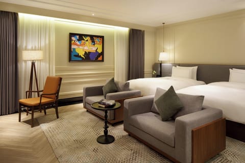 Business Twin Room | Premium bedding, down comforters, free minibar, in-room safe
