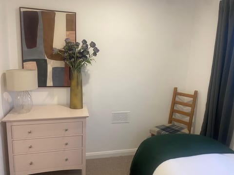 House | 3 bedrooms, iron/ironing board, free WiFi, bed sheets