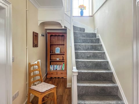 Stairs | Kent House, Carmarthen