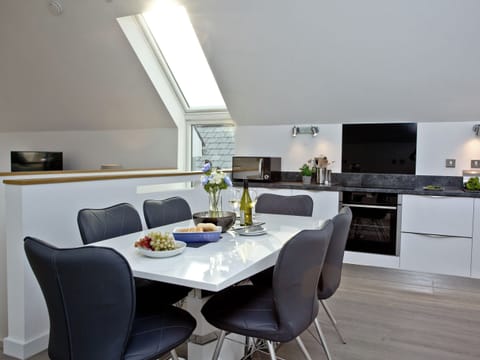 Convenient dining area | Black Sea Horse, Westward Ho!