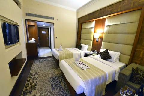 Premium Twin Room | Premium bedding, Select Comfort beds, free minibar items, in-room safe