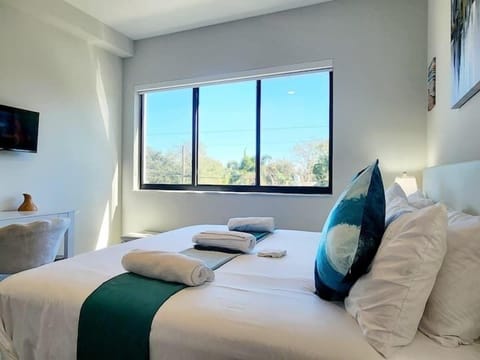 Luxury Apartment | Iron/ironing board, free WiFi