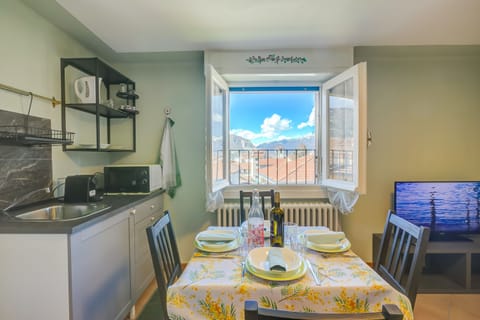 Kitchen and dining area
