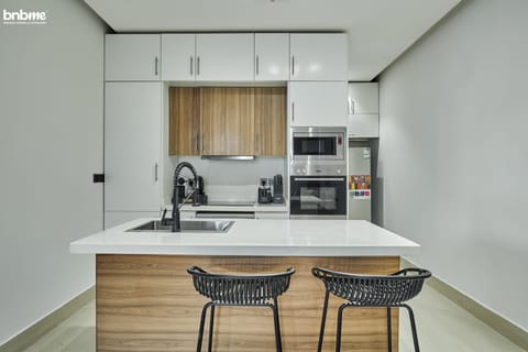 Apartment | Private kitchen | Fridge, microwave, oven, stovetop