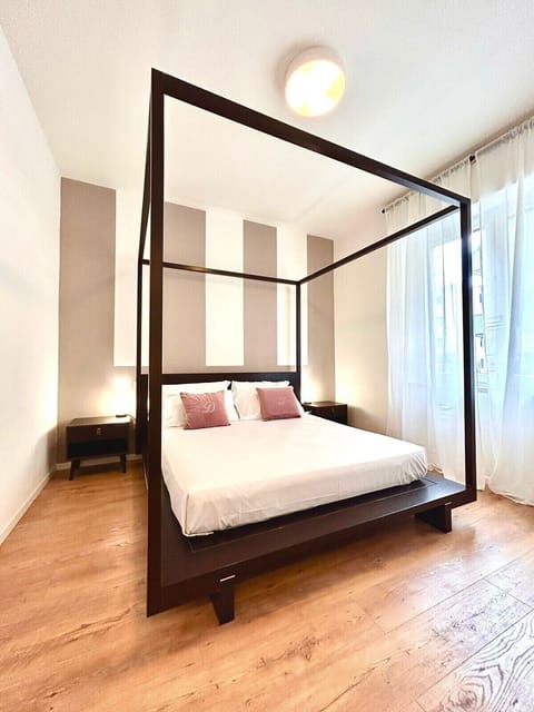 Double Room, Private Bathroom, City View (1) | Hypo-allergenic bedding, individually decorated, individually furnished