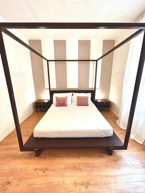 Double Room, Private Bathroom, City View (1) | Hypo-allergenic bedding, individually decorated, individually furnished