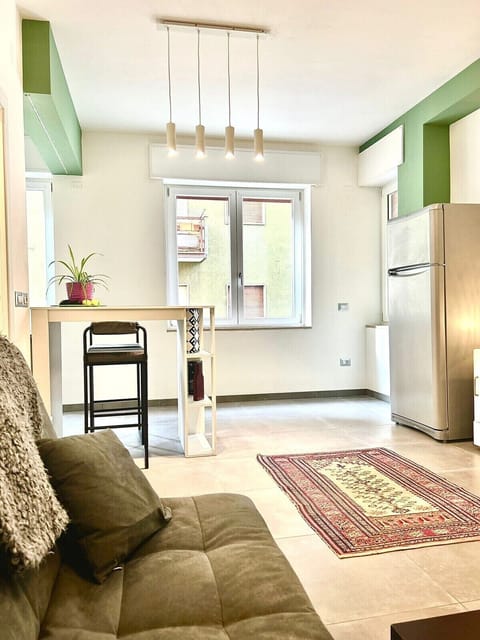 Double Room, Private Bathroom, City View (1) | Lounge