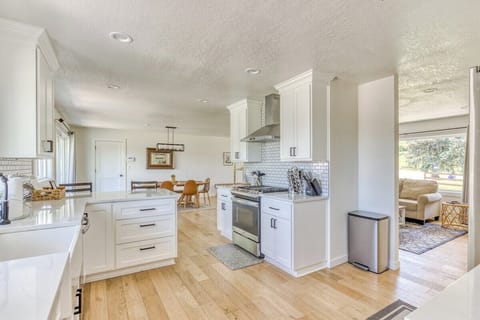 Brand new kitchen, ready for your culinary adventures! Love the open layout and modern touches.