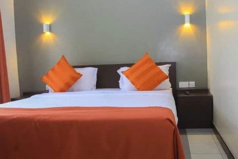 Deluxe Double Room | Living area