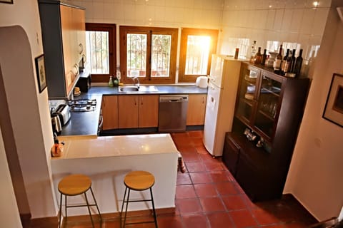 Open kitchen