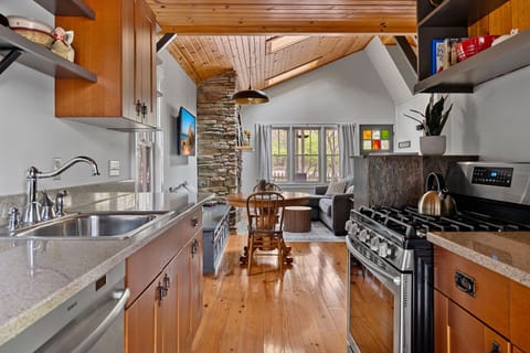 Open space design, beautiful natural lighting, elegant touches everywhere. Boom.