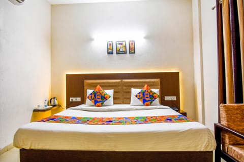 Premium Room | Egyptian cotton sheets, premium bedding, in-room safe, free WiFi