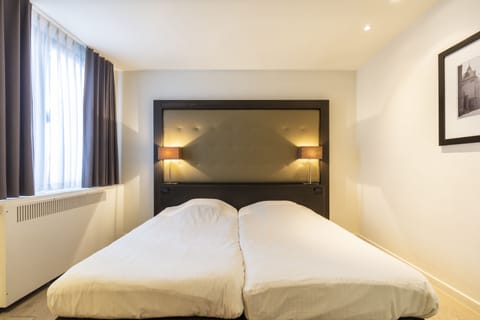 Medium Twin Room | Desk, free WiFi, bed sheets