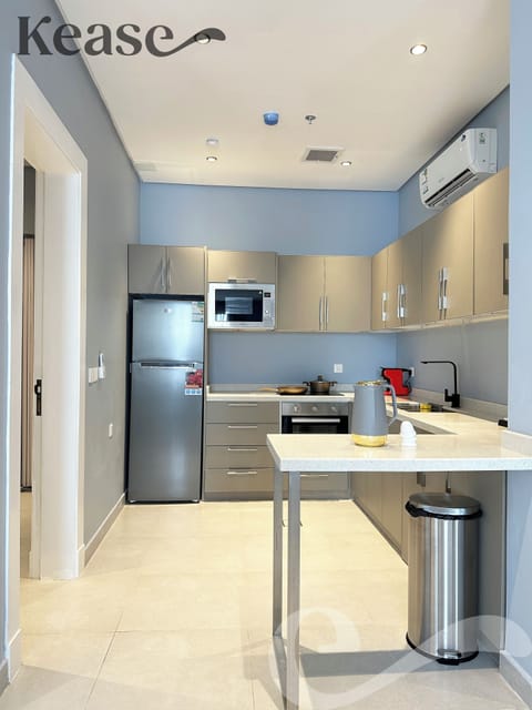 Design Apartment, 3 Bedrooms | Private kitchen | Electric kettle