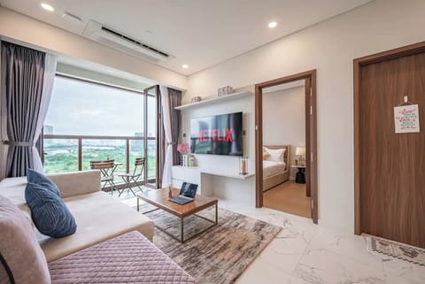 Gallery Suite, 2 Bedrooms, Pool Access, City View | View from room