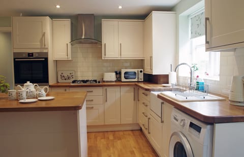 Kitchen at Cobblestone Cottage, Bishopton near Ripon