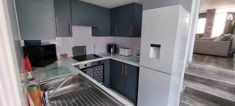 Apartment | Private kitchen | Fridge, microwave, oven, stovetop