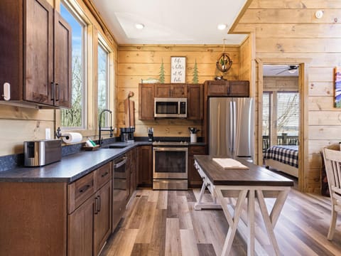 Cabin, Multiple Beds, Hot Tub (Canoe Cove) | Private kitchen | Coffee/tea maker