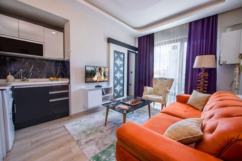 Classic Apartment, City View | Egyptian cotton sheets, premium bedding