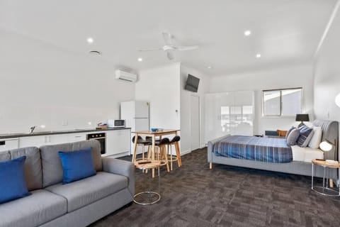 Superior Apartment, Marina View | Free WiFi, bed sheets