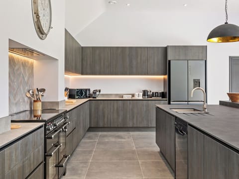 Kitchen | The Courtyard - Glaneirw Estate, Tanygroes, near Llangrannog