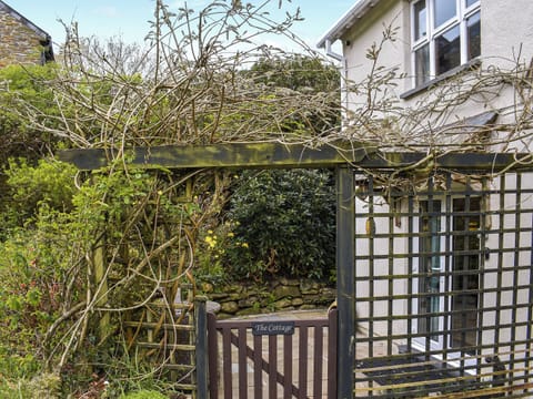 Outdoor area | Lower Axford Cottage, Callington