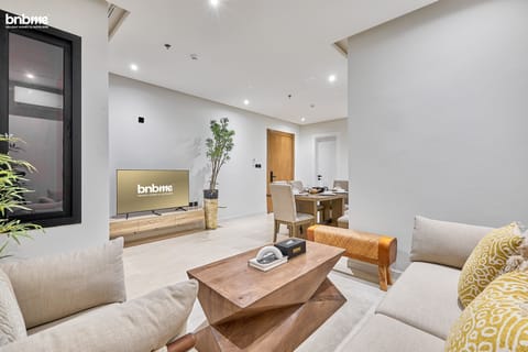 Apartment, 3 Bedrooms, Kitchen | Living room