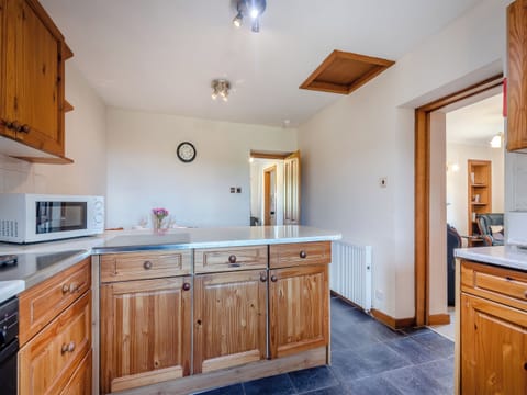 Kitchen/diner | Kilbride Cottage - Shannochie Cottages, Shannochie