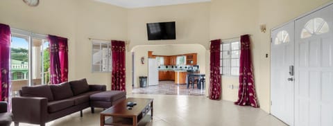 Apartment, 3 Bedrooms, Non Smoking | Living room | Flat-screen TV, Netflix, streaming services