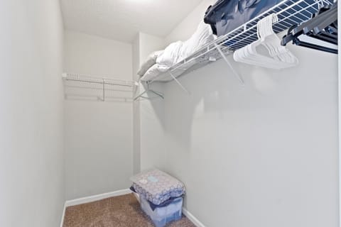 Master- Queen with en-suite bathroom, walk in closet and Roku TV