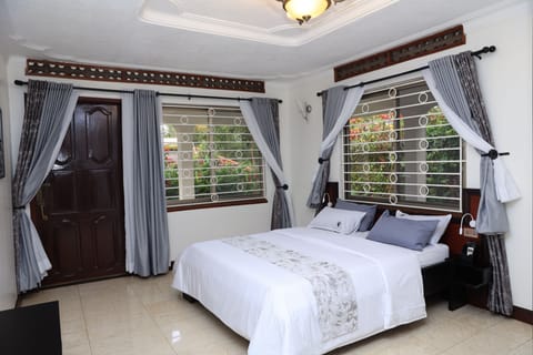 Superior Double Room | In-room safe, blackout drapes, free WiFi