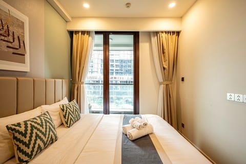 Presidential Suite, 3 Bedrooms, Pool Access, City View | Egyptian cotton sheets, premium bedding, down comforters