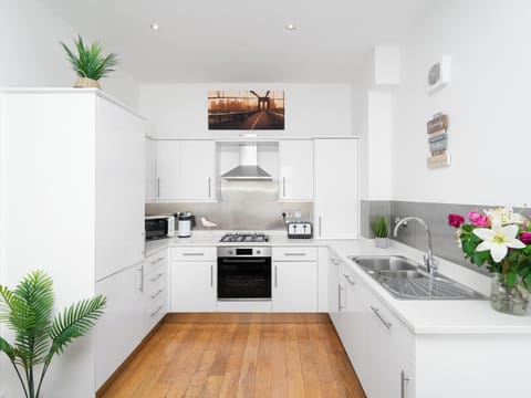 Kitchen | 1 Little Beach, Woolacombe
