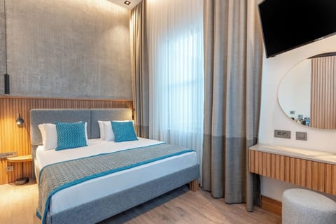 Standard Double Room | Egyptian cotton sheets, premium bedding, minibar, in-room safe