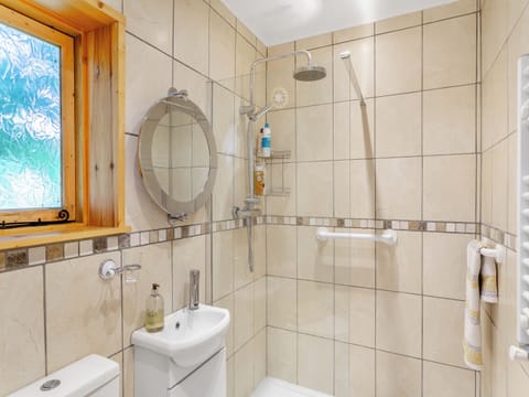 Bathroom | The Studio - Bellerby Retreats, Bellerby, near Leyburn