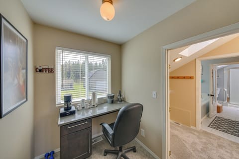 House (4 Bedrooms) | Interior