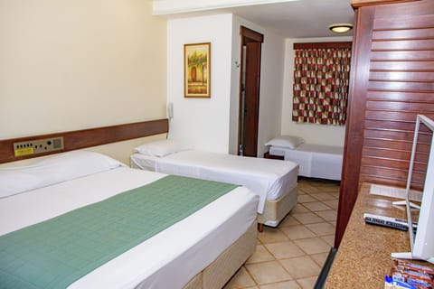 Family Quadruple Room | In-room safe, blackout drapes, iron/ironing board, free WiFi