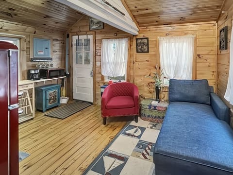 Cottage, 1 Bedroom | Living area