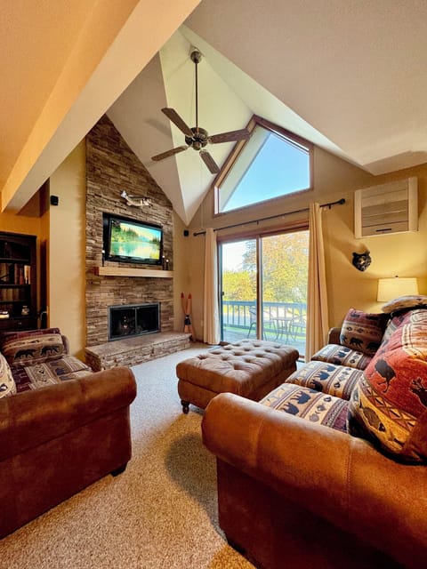 Living room with pullout Sleeper/Sofa bed