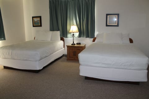 Luxury Suite, City View | Egyptian cotton sheets, premium bedding, individually furnished