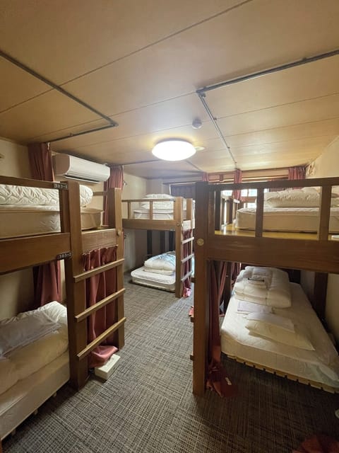 Shared Dormitory, Mixed Dorm, Non Smoking | In-room safe, blackout drapes, free WiFi