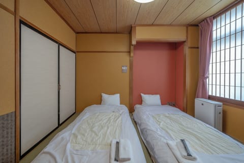 Japanese Style Twin Room | In-room safe, blackout drapes, free WiFi