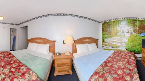 Quadruple Room, 2 Queen Beds, Non Smoking | Premium bedding, pillowtop beds, desk, blackout drapes